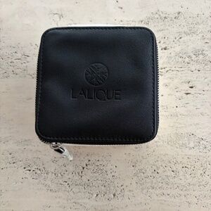 Lalique Toiletry/Jewelry Storage Box 5"L x3"H x 4.75"W